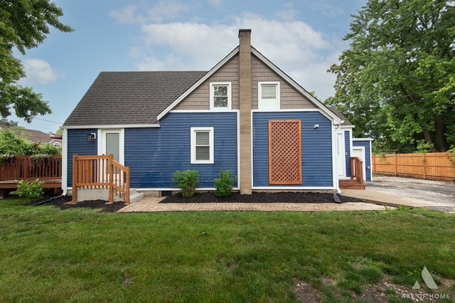 411 Edward Court Property Photo 2