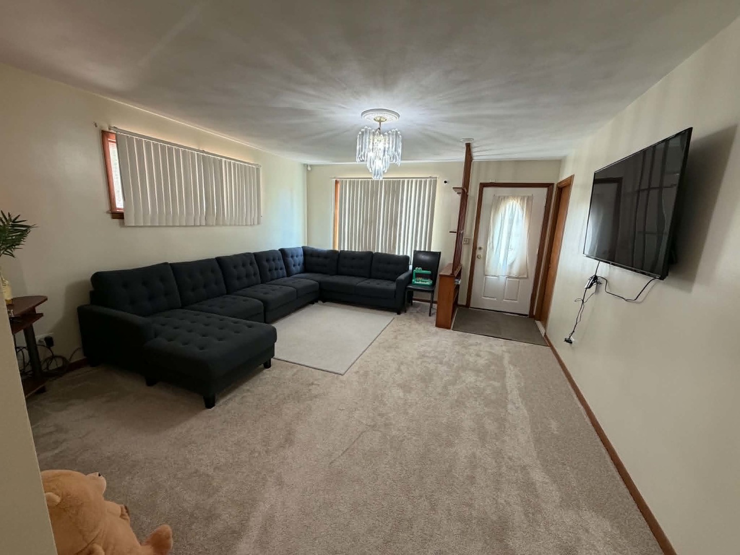 2444 Linden Avenue Property Photo 5