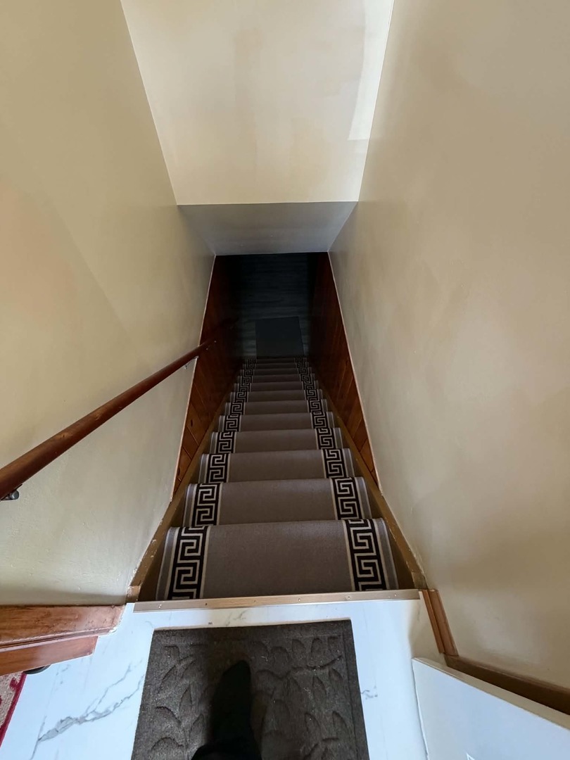 2444 Linden Avenue Property Photo 12