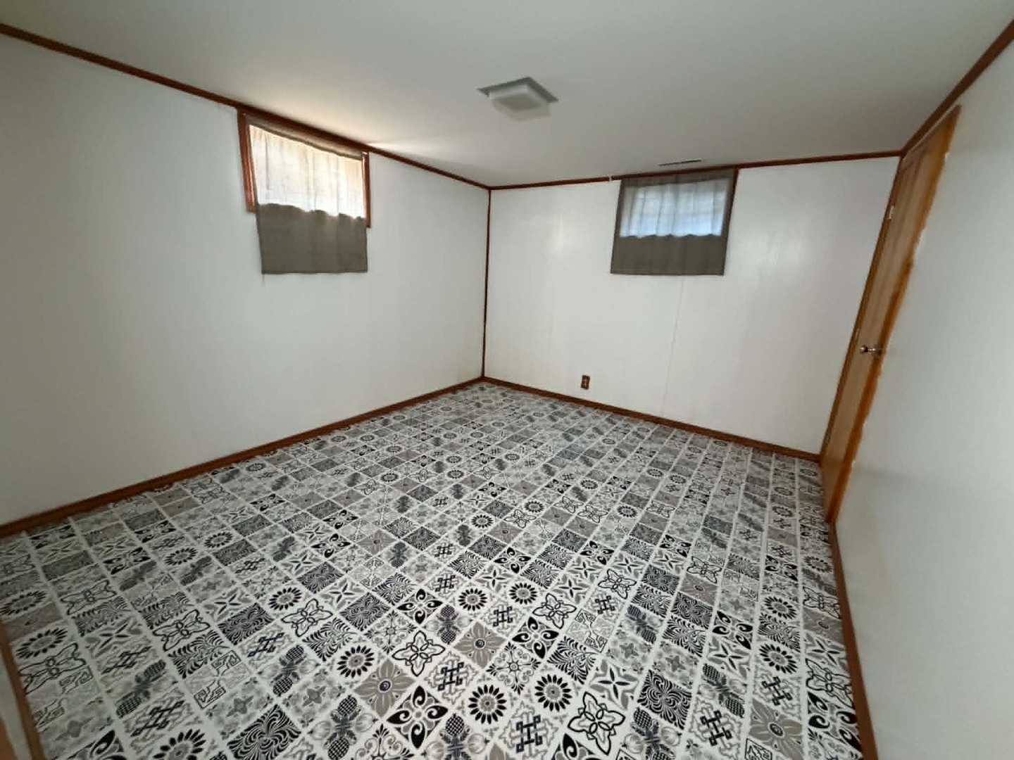 2444 Linden Avenue Property Photo 14