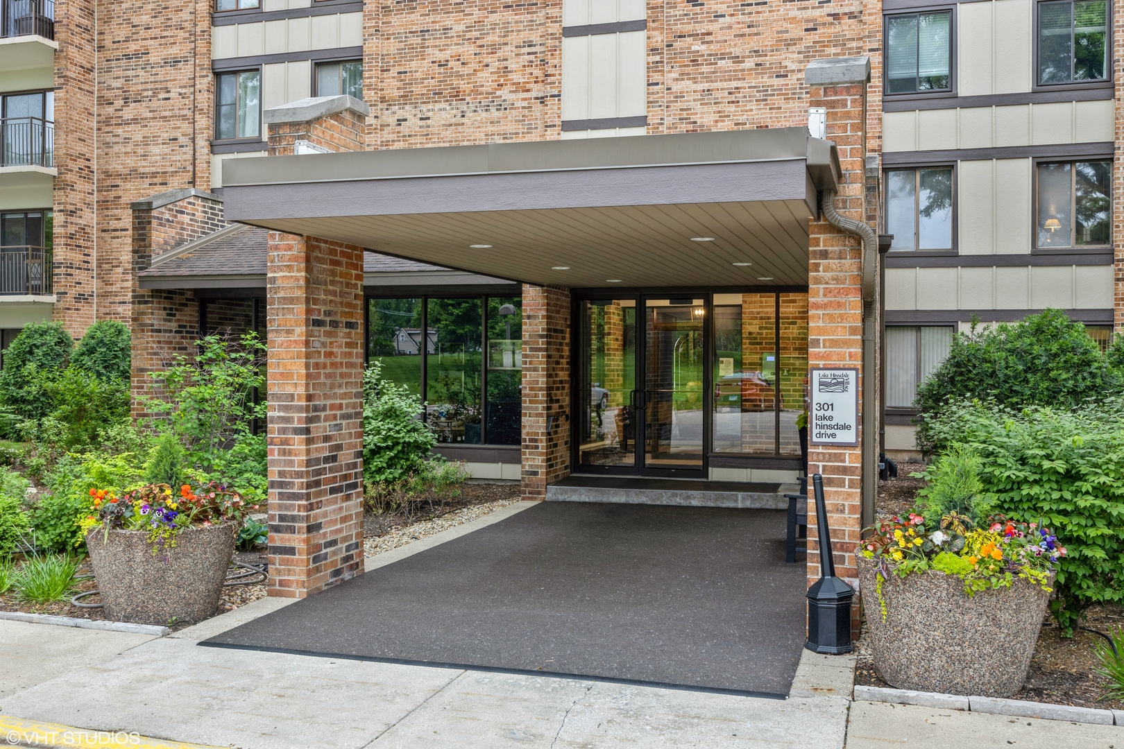 301 Lake Hinsdale Drive 404 Property Photo