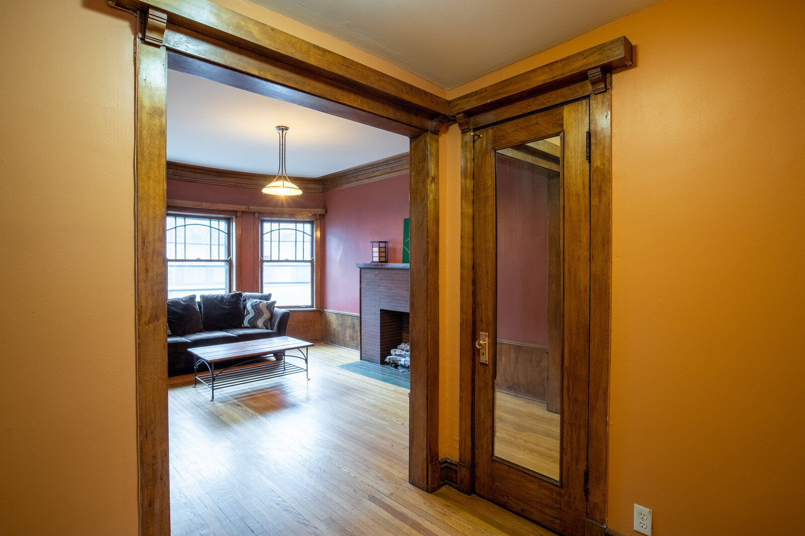 945 E Hyde Park Boulevard 3 Property Photo 6