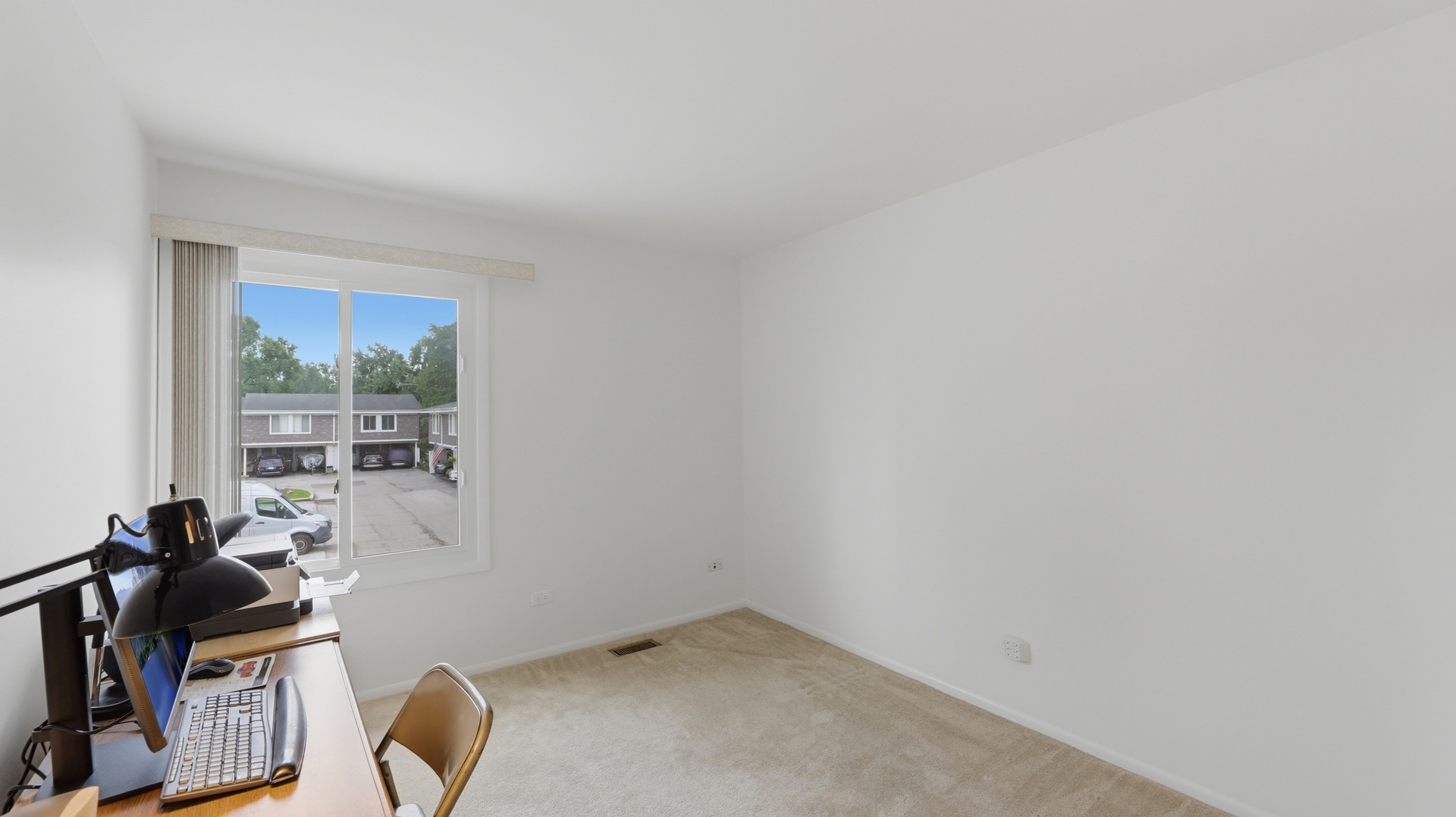 2 Cour Masson Property Photo 13