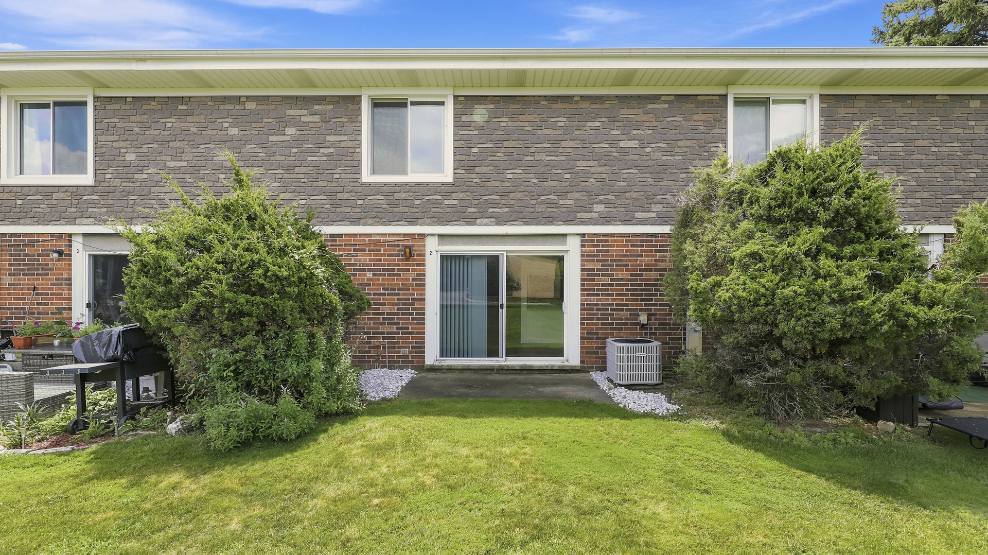 2 Cour Masson Property Photo 18