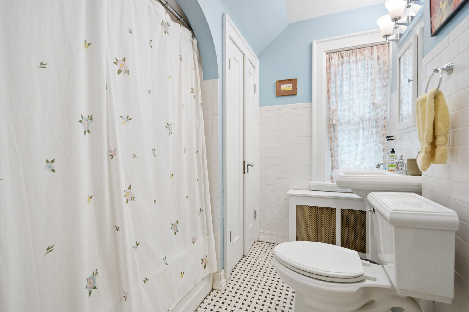 444 Oakdale Avenue Property Photo 18