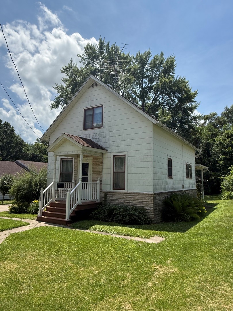 623 Sterling Avenue Property Photo 2