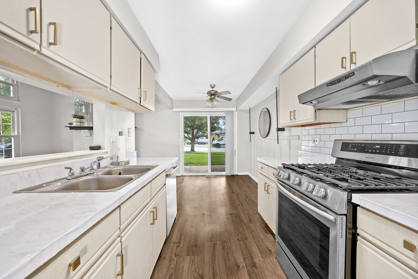 16030 85th Place Property Photo 7