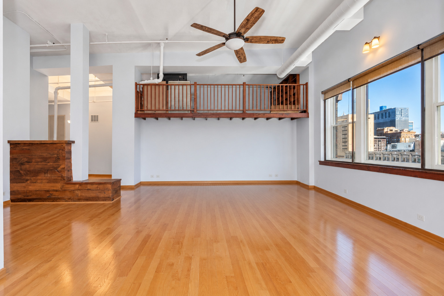 161 W Harrison Street 1206 Property Photo 8