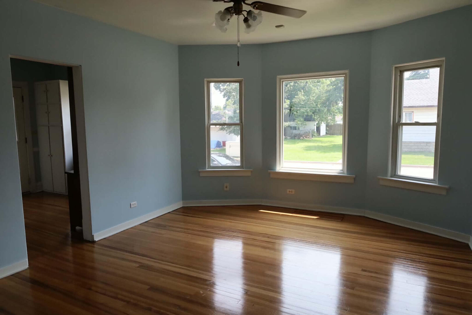 1000 Vine Street Property Photo 5
