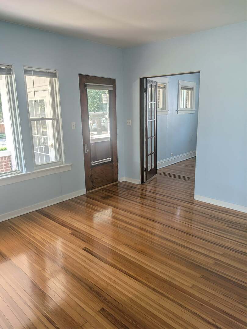1000 Vine Street Property Photo 11