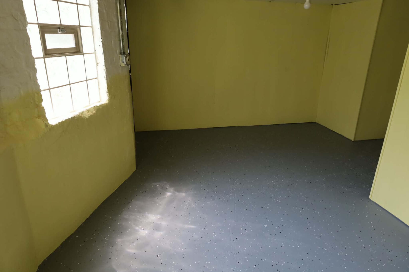 1000 Vine Street Property Photo 16