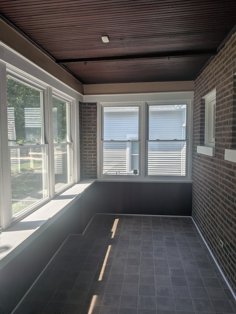 1000 Vine Street Property Photo 20
