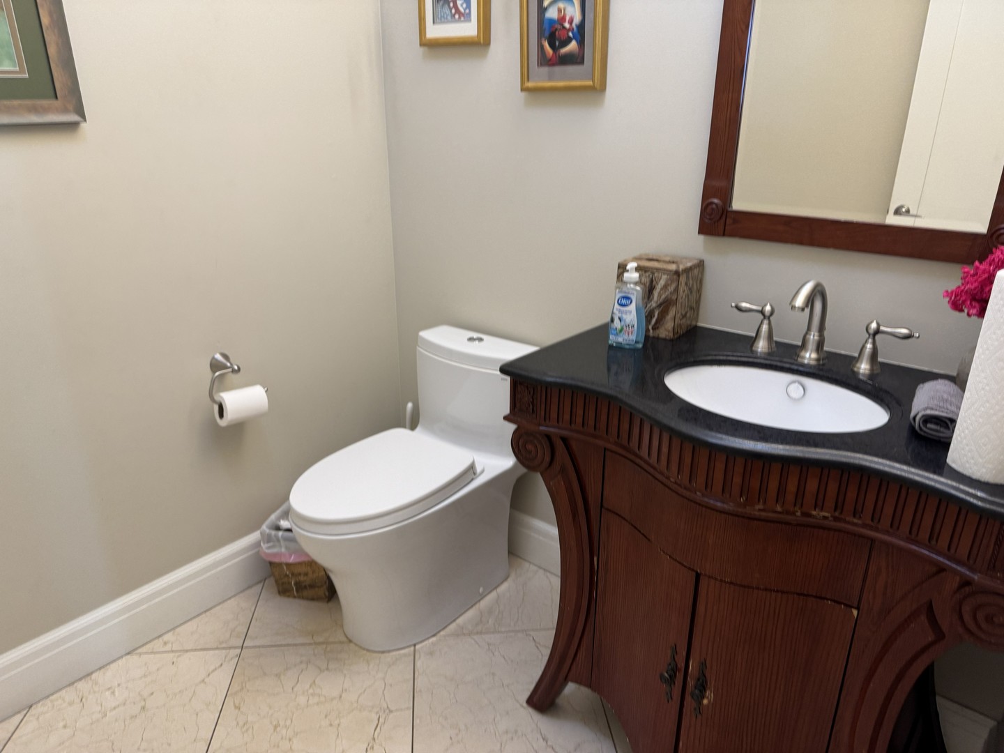1725 N Troy Street Property Photo 10