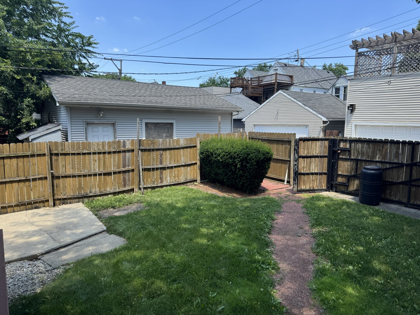 1725 N Troy Street Property Photo 49