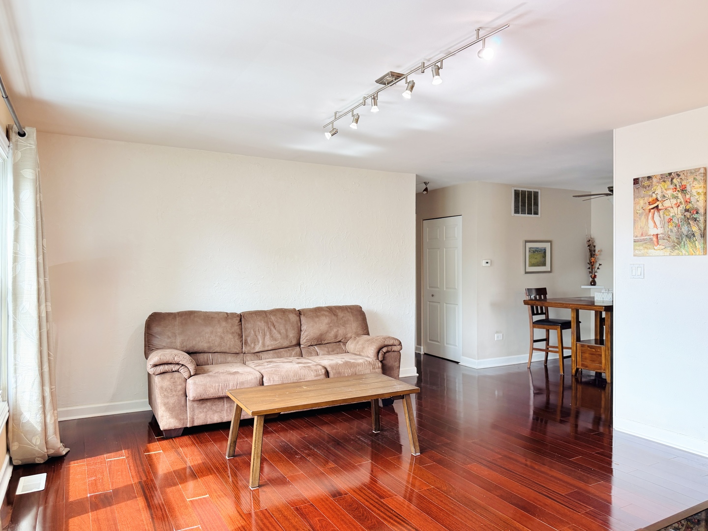 1017 Newport Harbor 1017 Property Photo 4