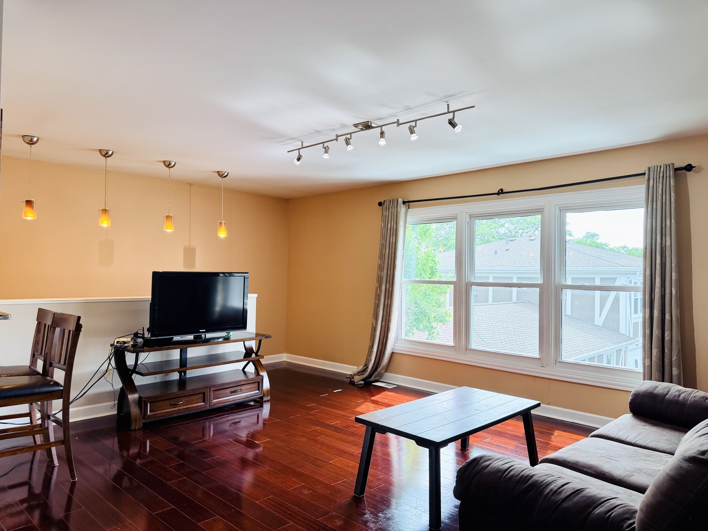 1017 Newport Harbor 1017 Property Photo 5
