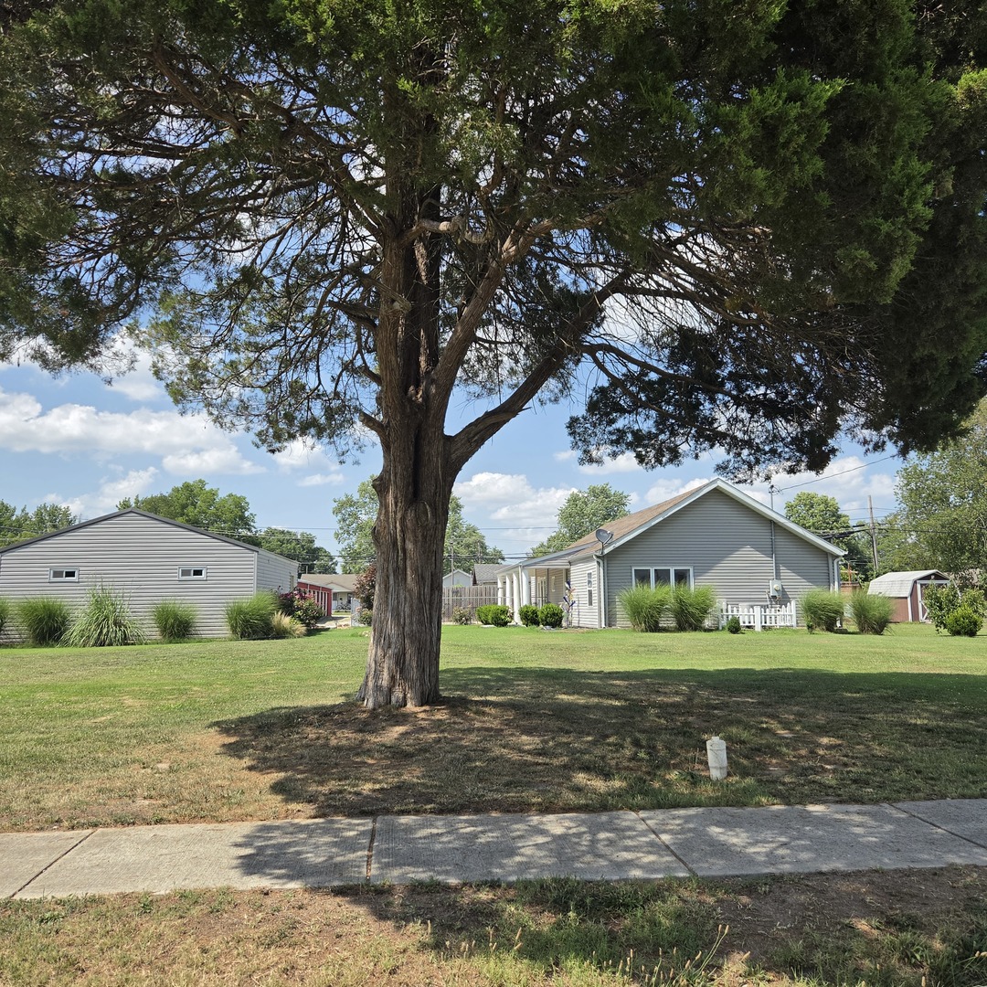505 Sylvester Avenue Property Photo 2