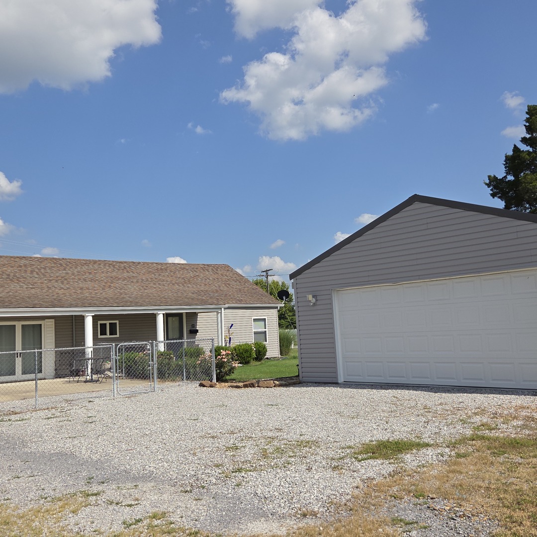 505 Sylvester Avenue Property Photo 6
