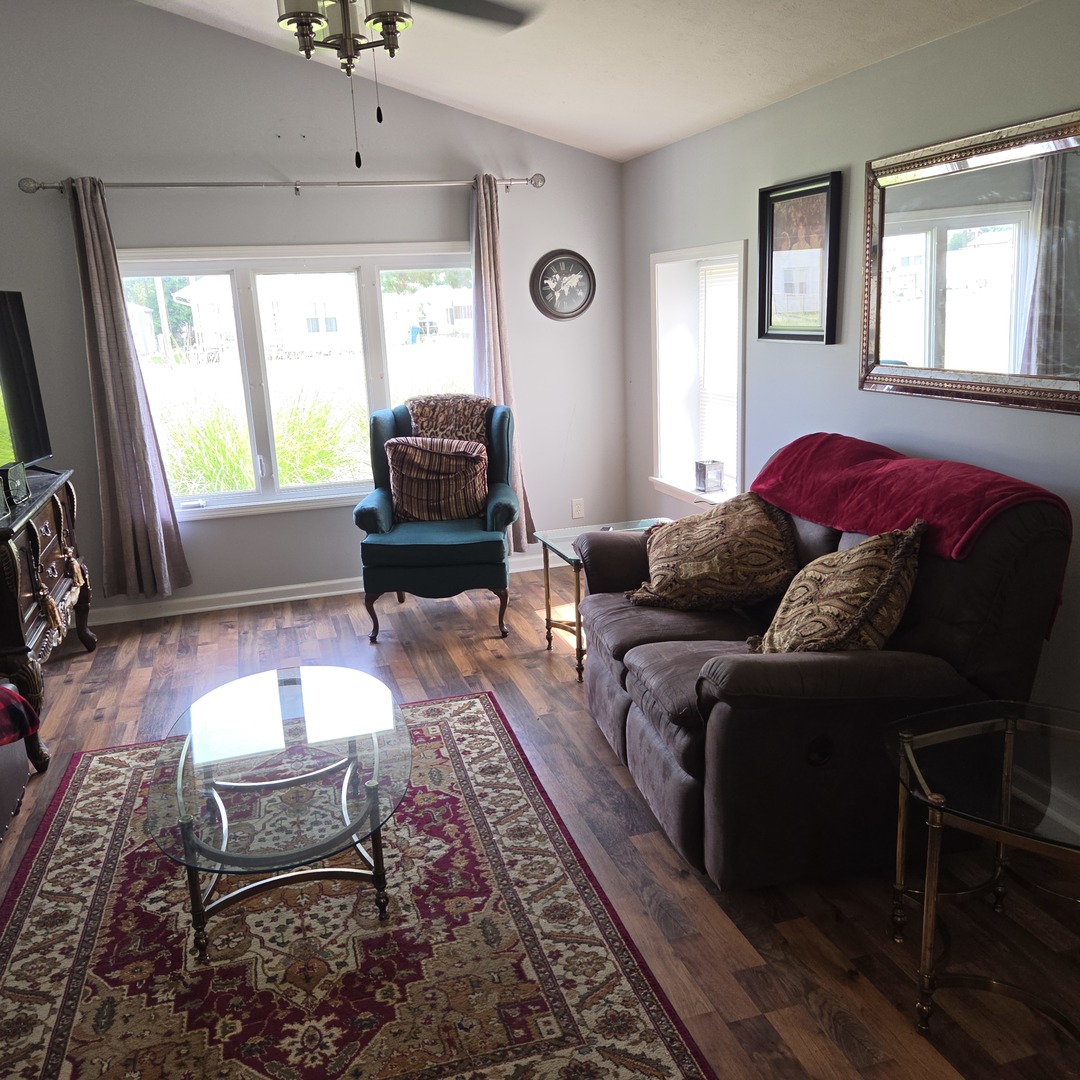 505 Sylvester Avenue Property Photo 17