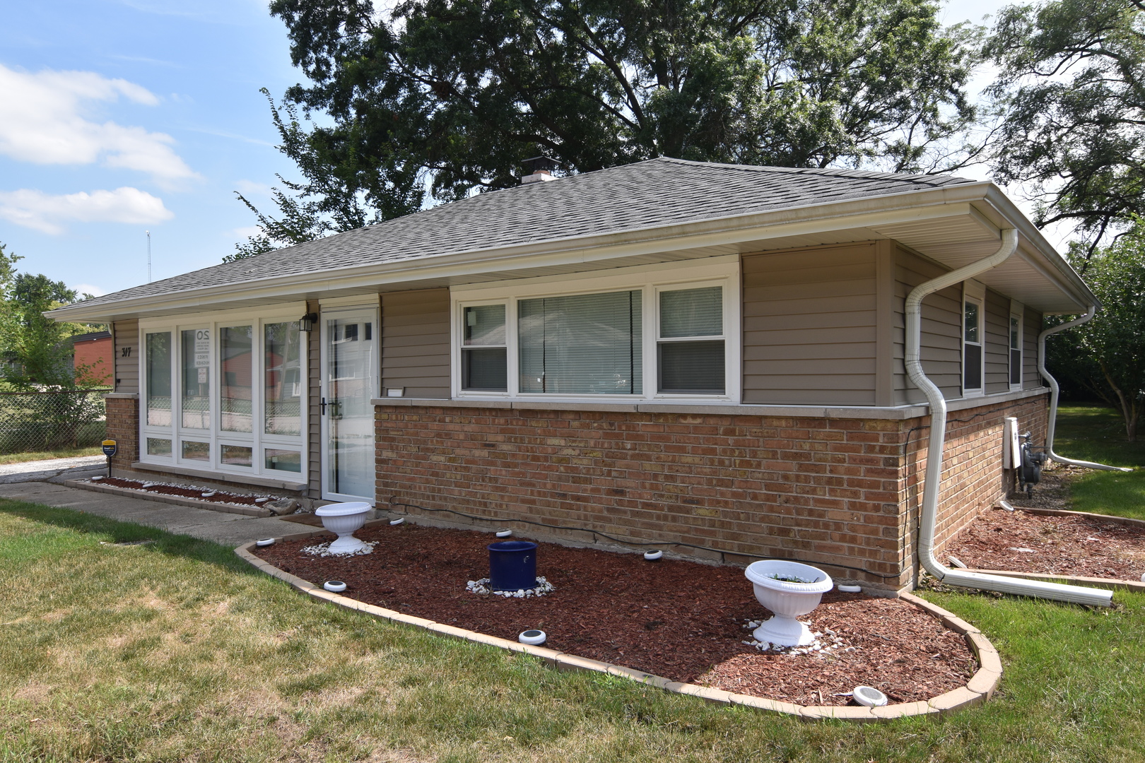 317 Mohawk Street Property Photo 1