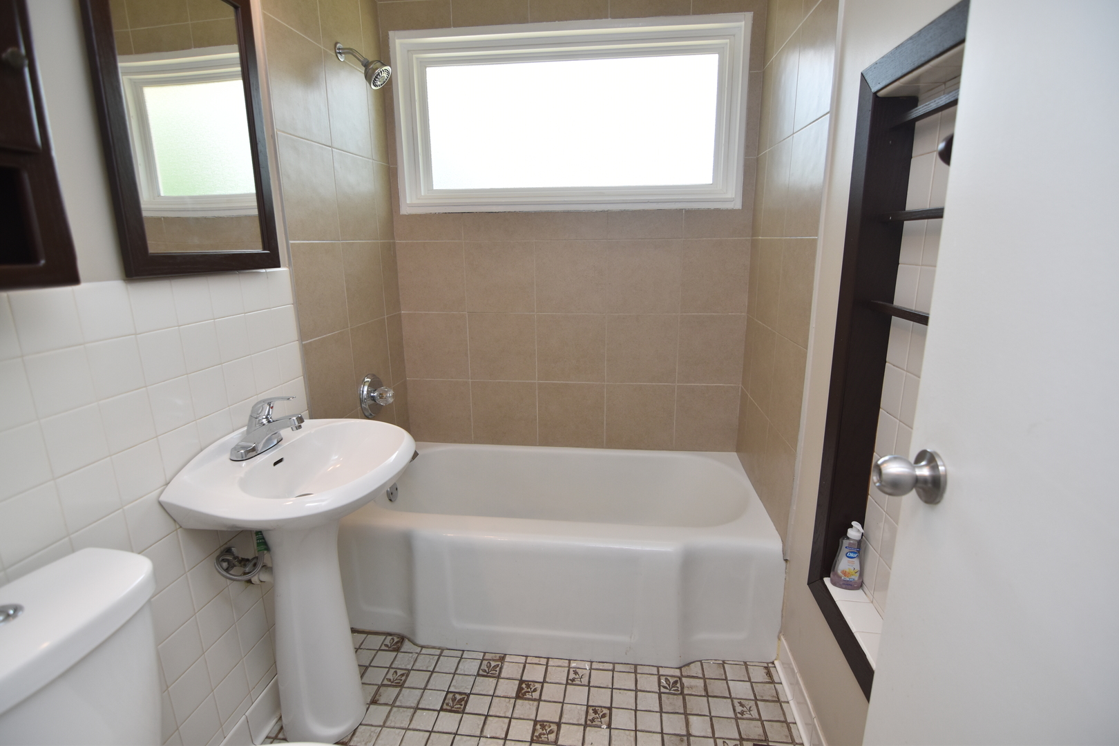 317 Mohawk Street Property Photo 9