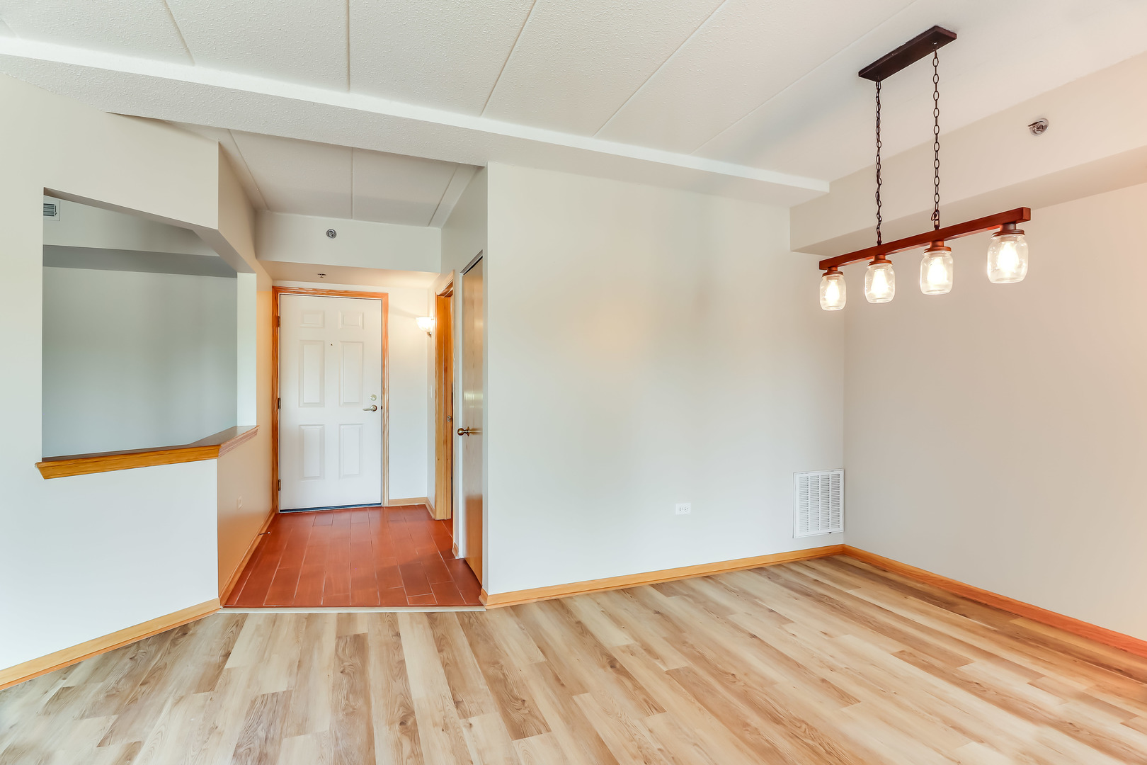 1200 S Prospect Avenue 303 Property Photo 2