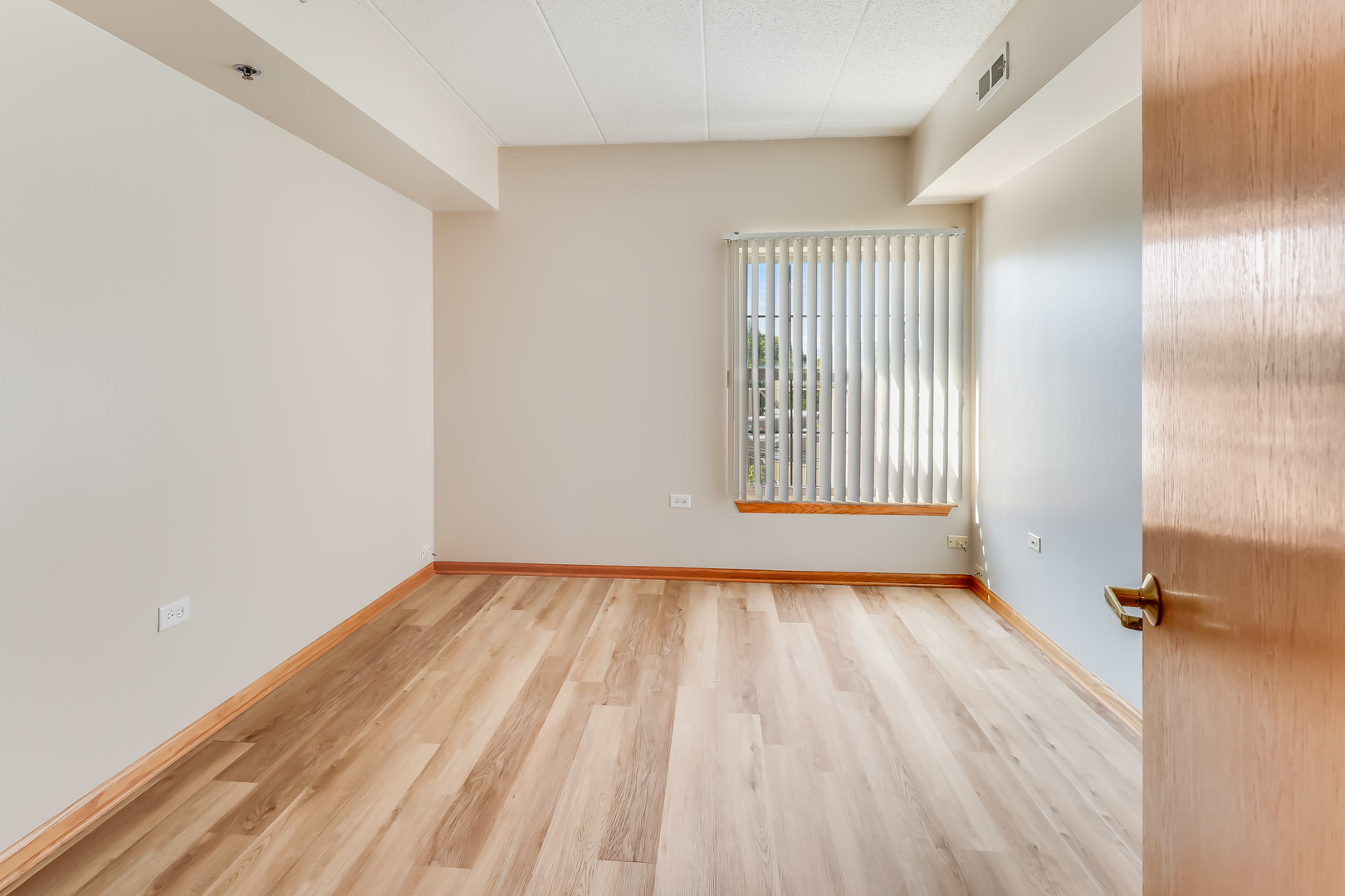 1200 S Prospect Avenue 303 Property Photo 10