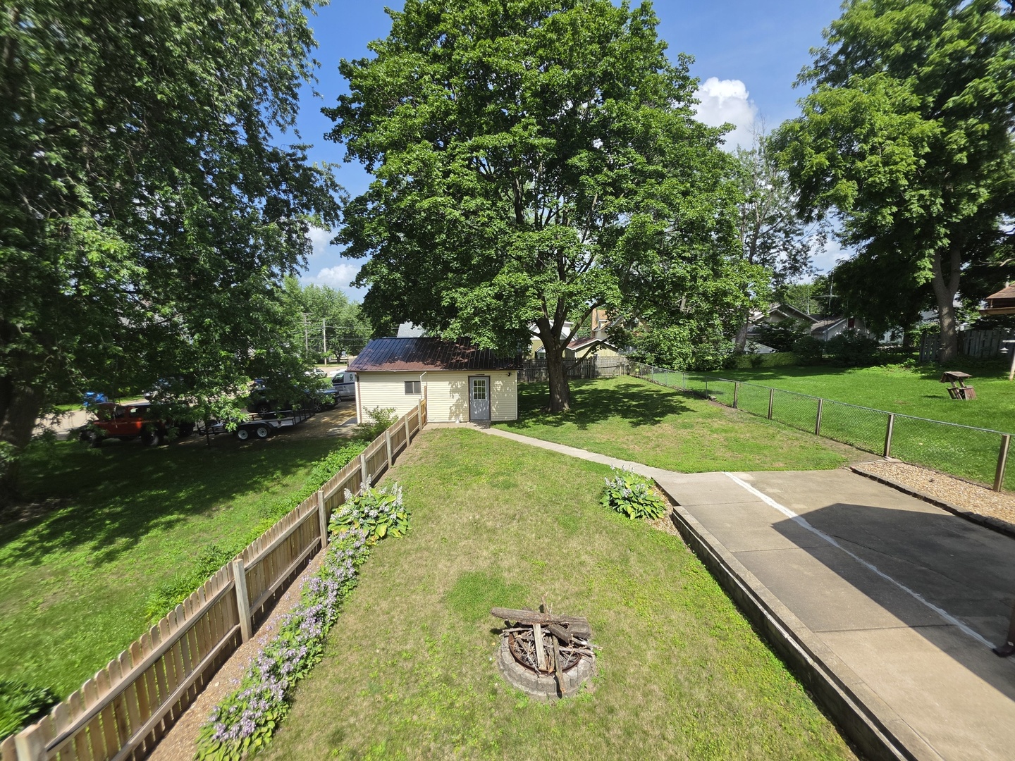 906 S Galena Avenue Property Photo 3