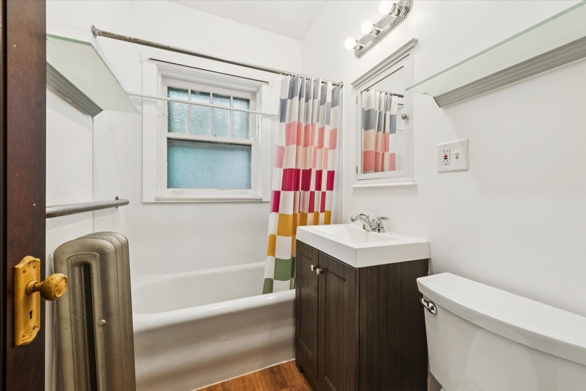 3804 N Hamilton Avenue 2n Property Photo 3