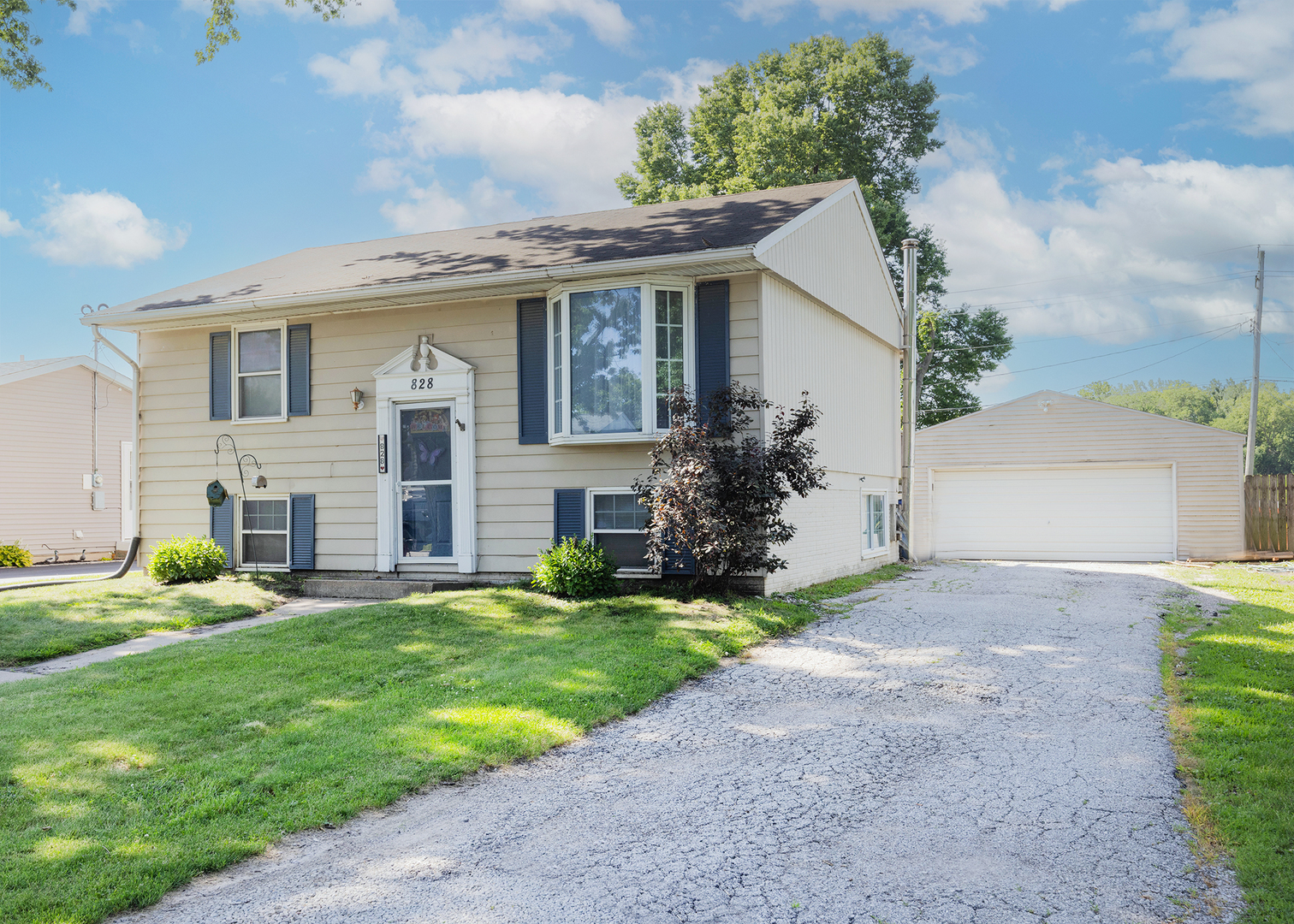 828 4th Avenue Property Photo 1
