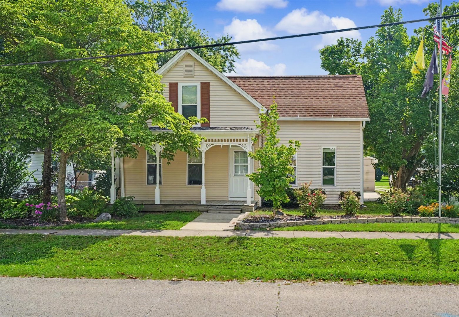 312 S David Street Property Photo 1