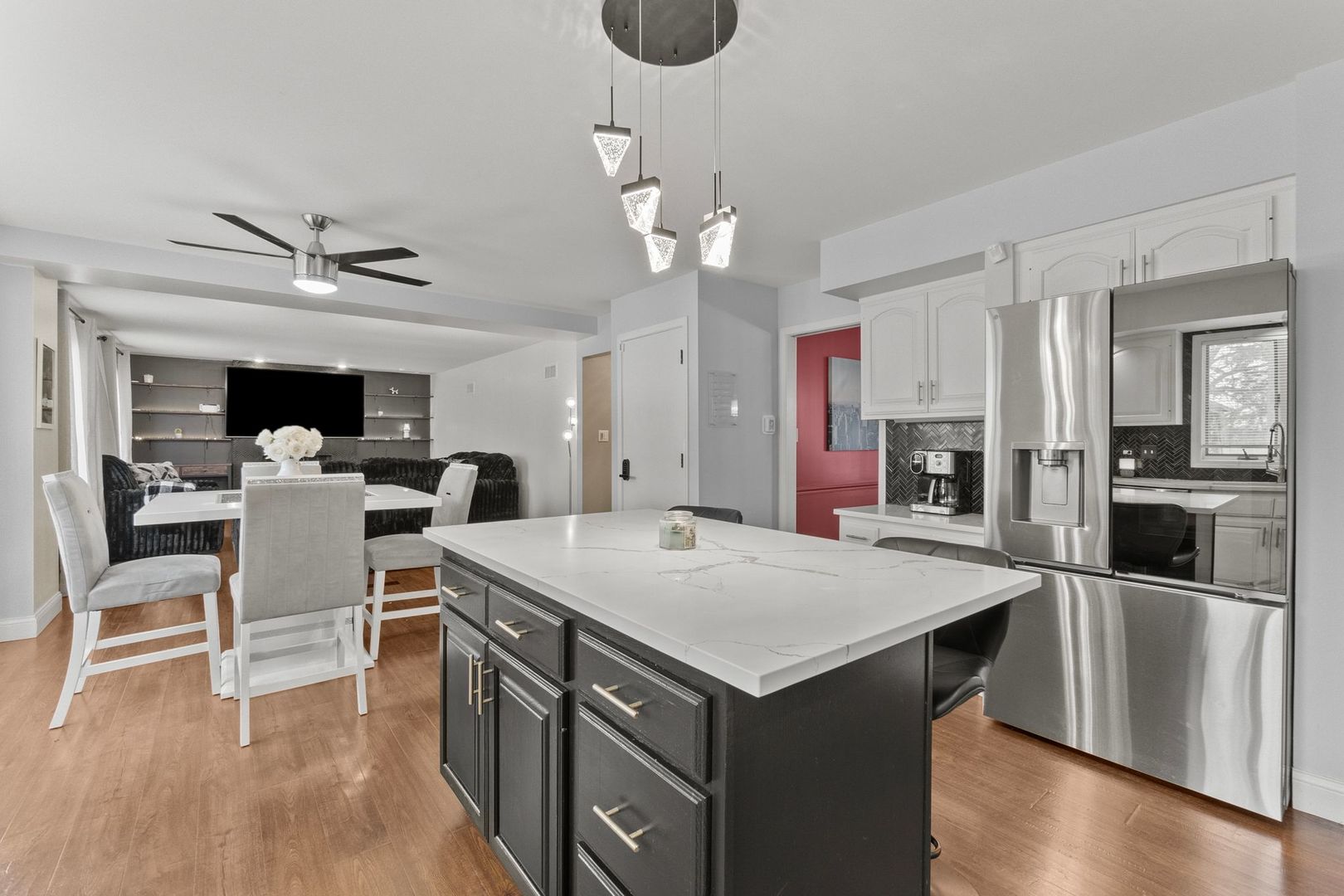 18118 Whitman Lane Property Photo 7
