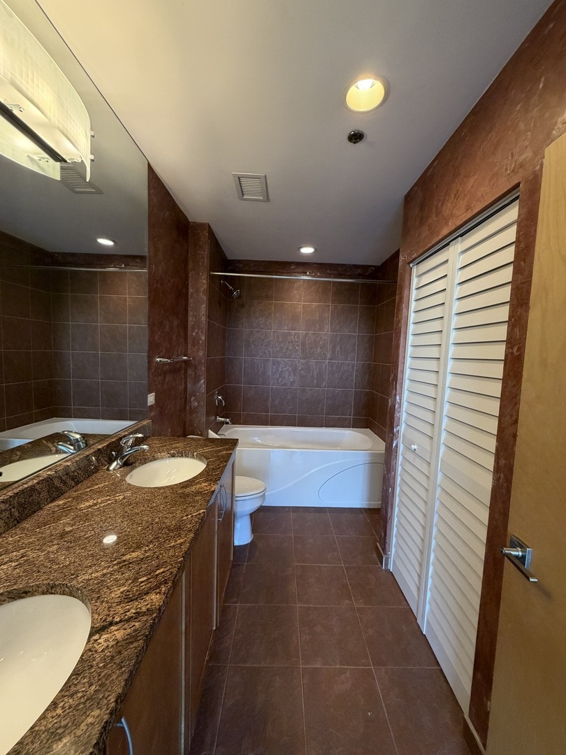 1819 S Michigan Avenue 710 Property Photo 7
