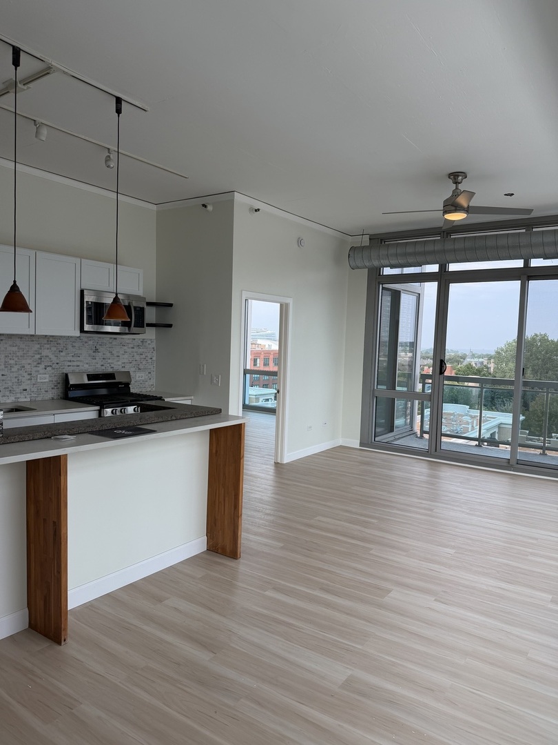 1819 S Michigan Avenue 710 Property Photo 18