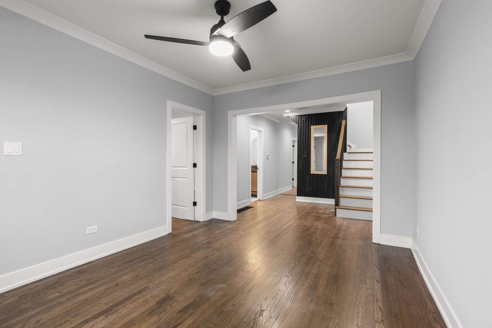 5542 W 64th Street Property Photo 3