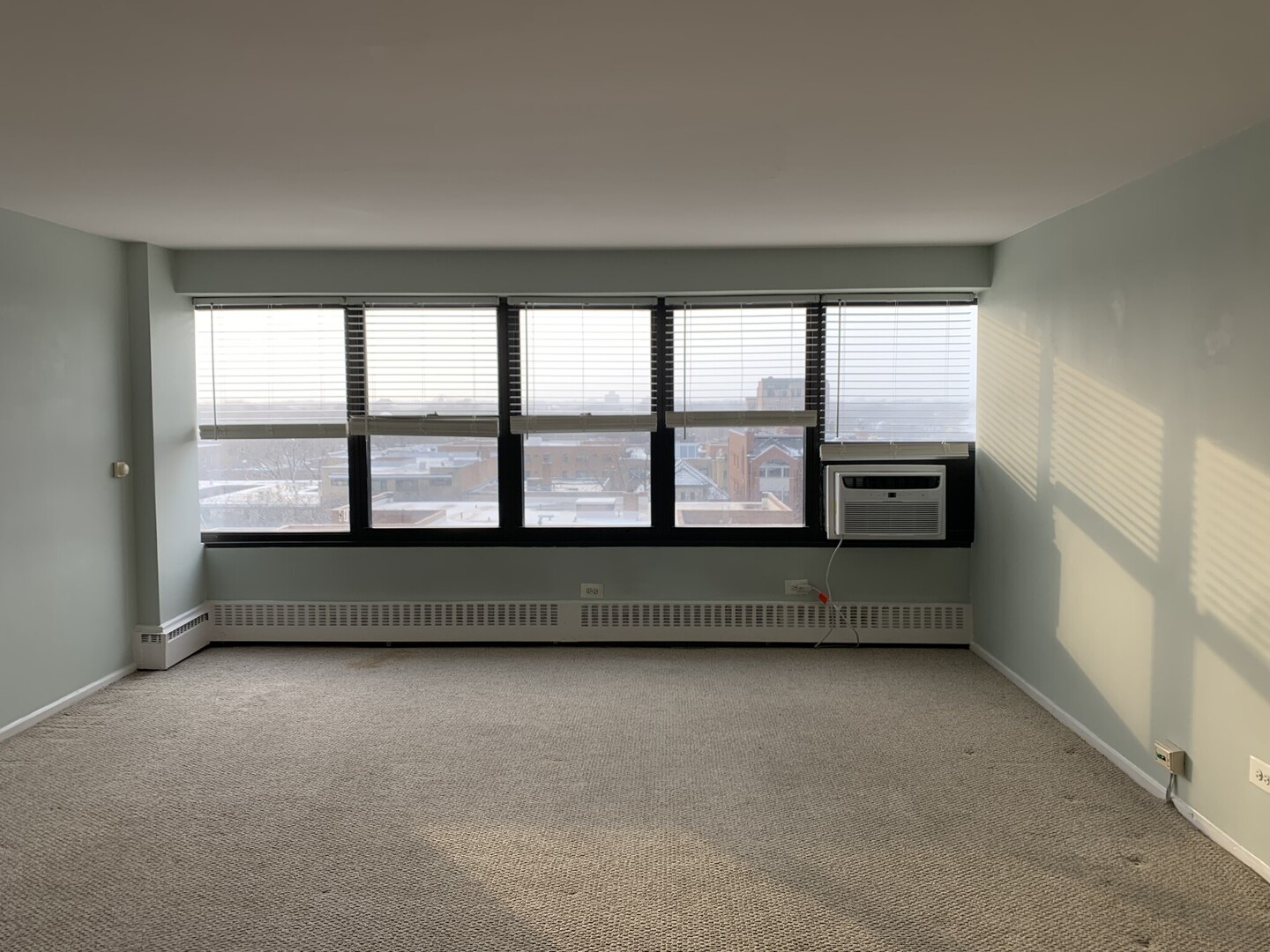 6030 N Sheridan Road 803 Property Photo 2