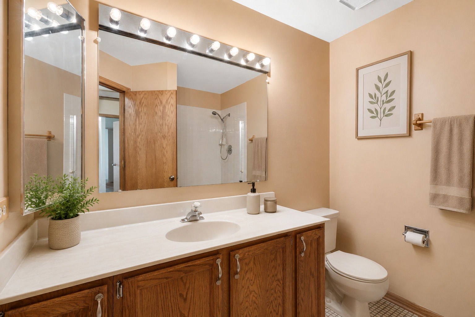 640 Lilac Drive Property Photo 13