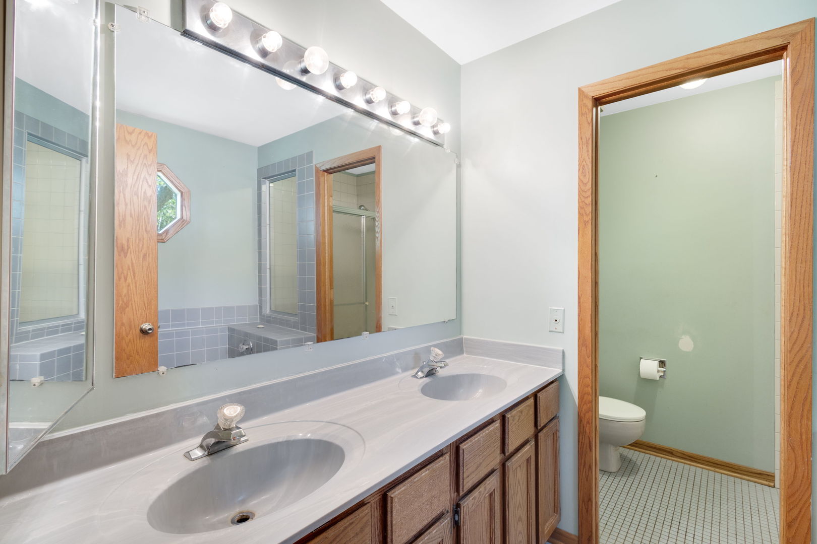 640 Lilac Drive Property Photo 22