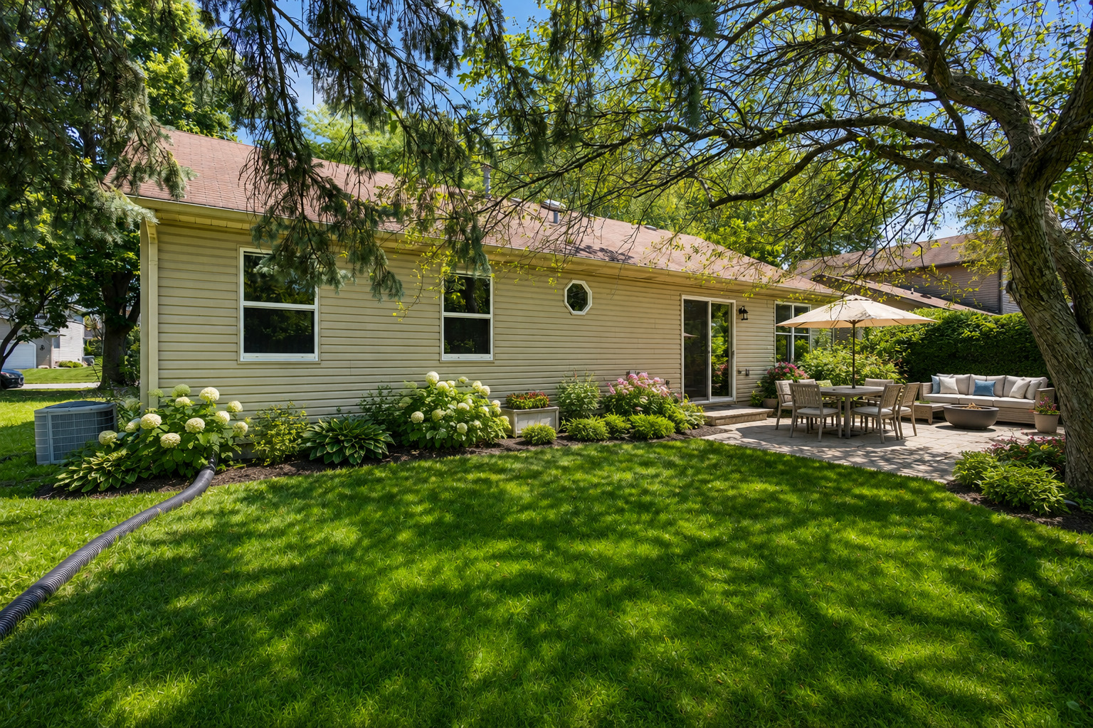 640 Lilac Drive Property Photo 37