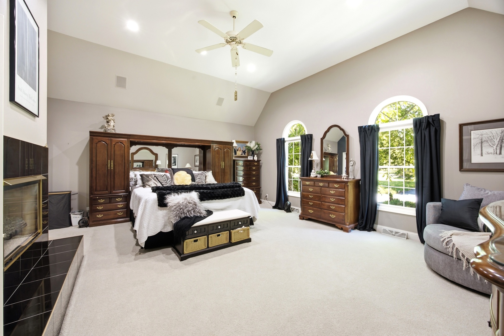 2284 Cairnwell Drive Property Photo 26