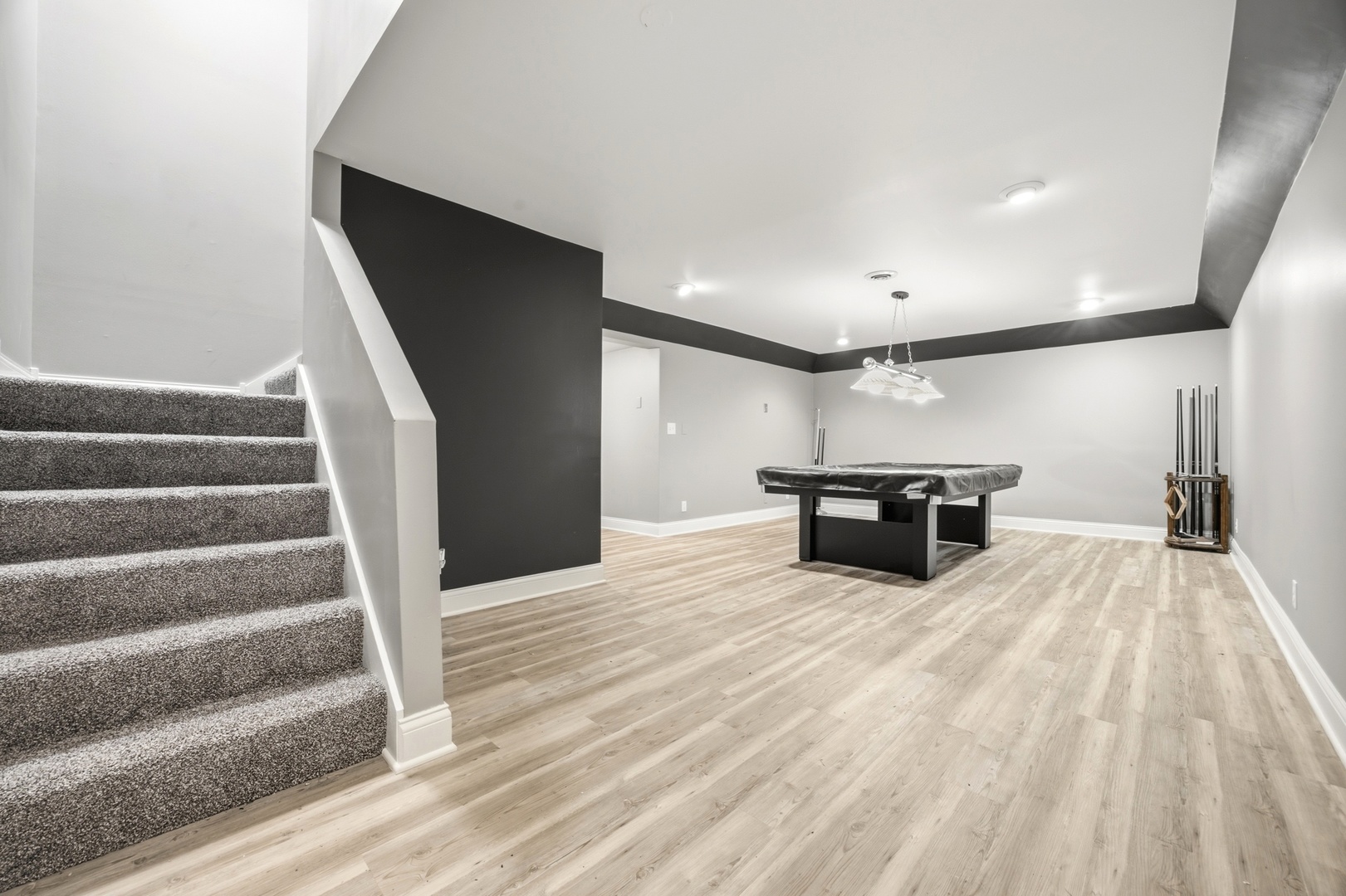 2284 Cairnwell Drive Property Photo 40