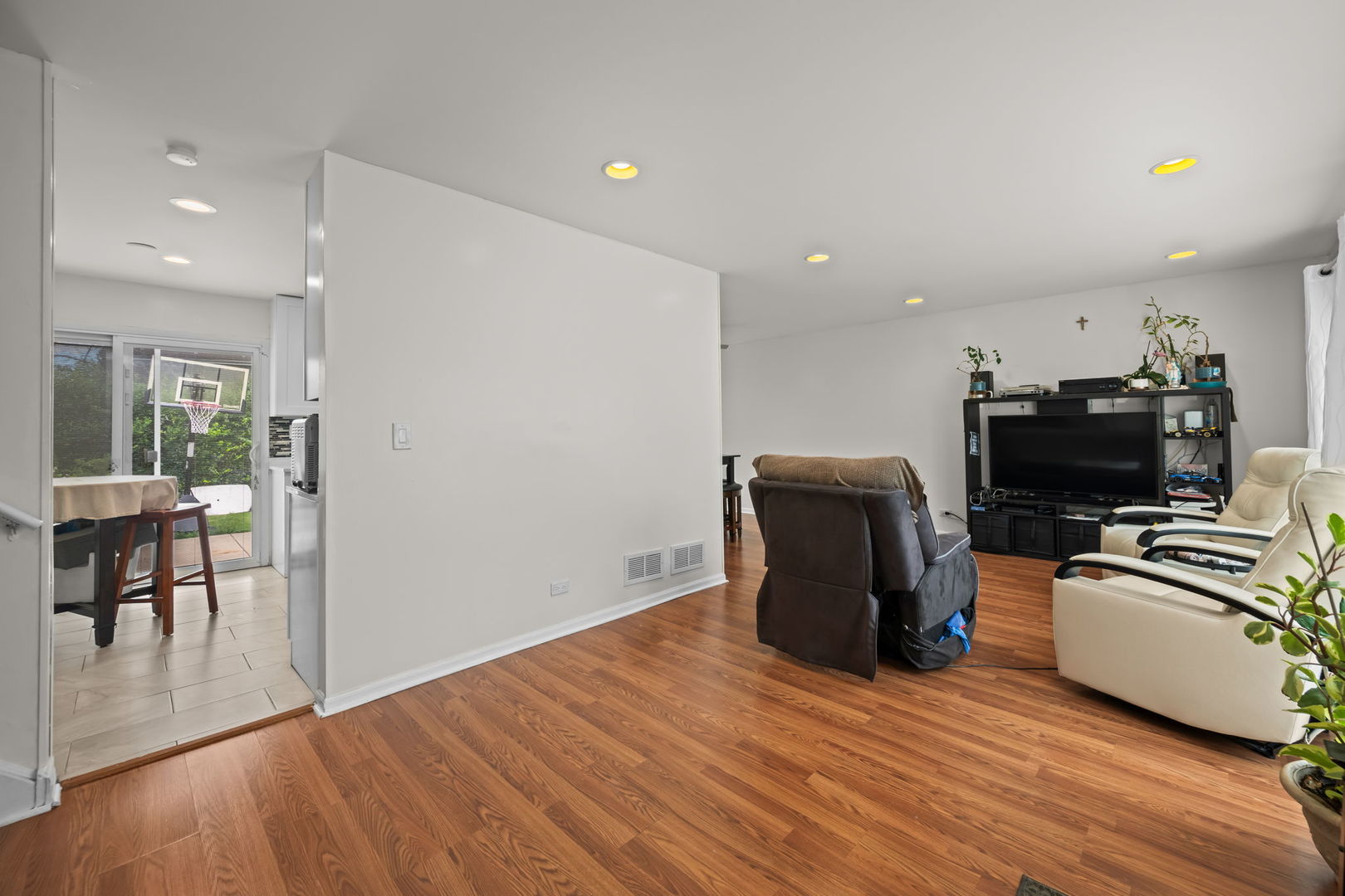 600 Thompson Boulevard Property Photo 4