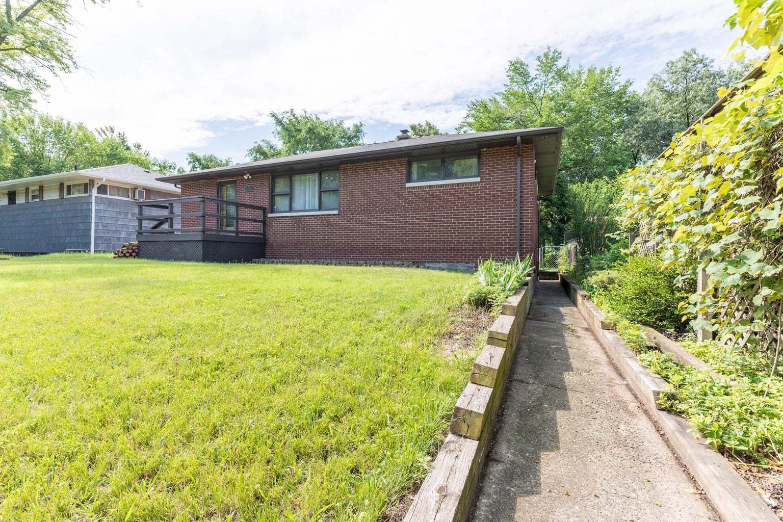 8223 Maple Avenue Property Photo 45
