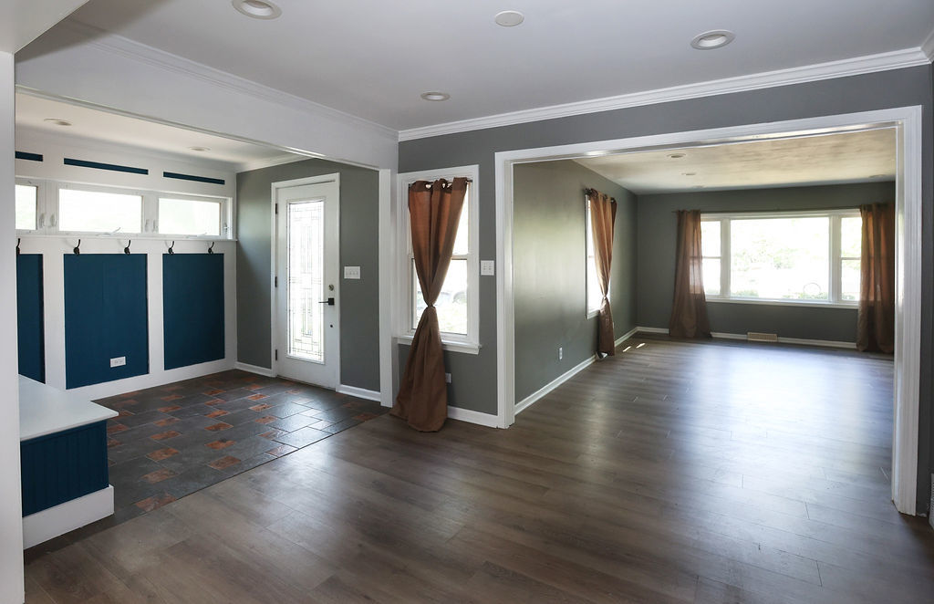 305 Glenice Parkway Property Photo 8
