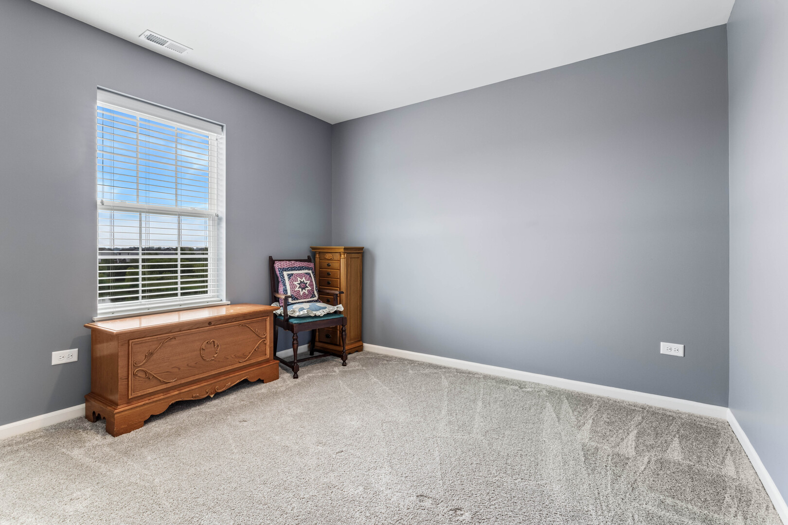 24813 Mccormick Way Property Photo 13