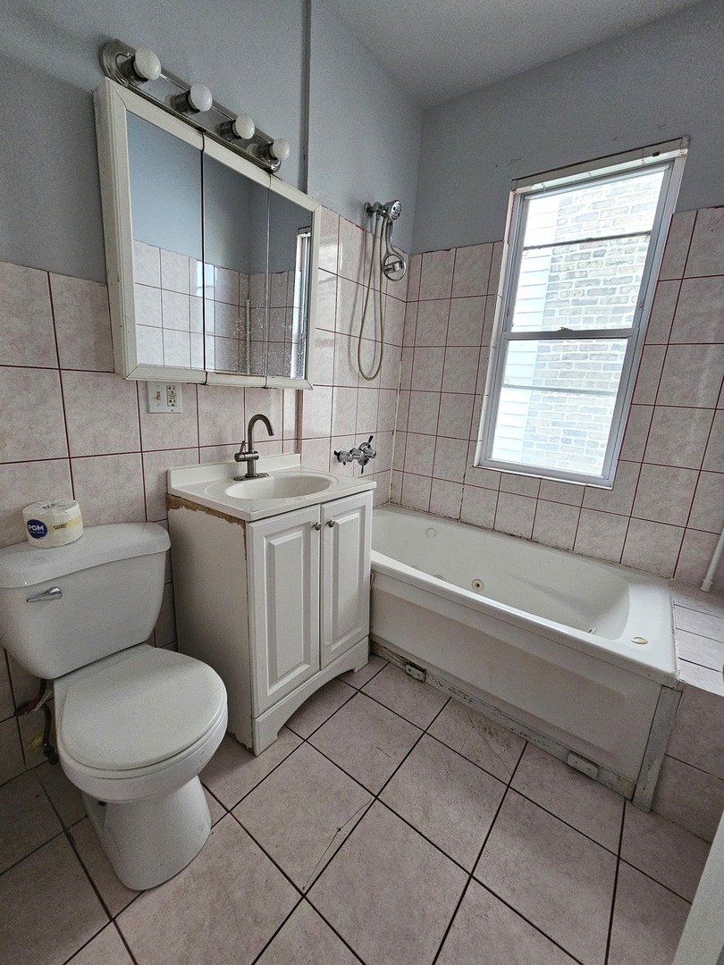 2840 W 23rd Place Property Photo 10