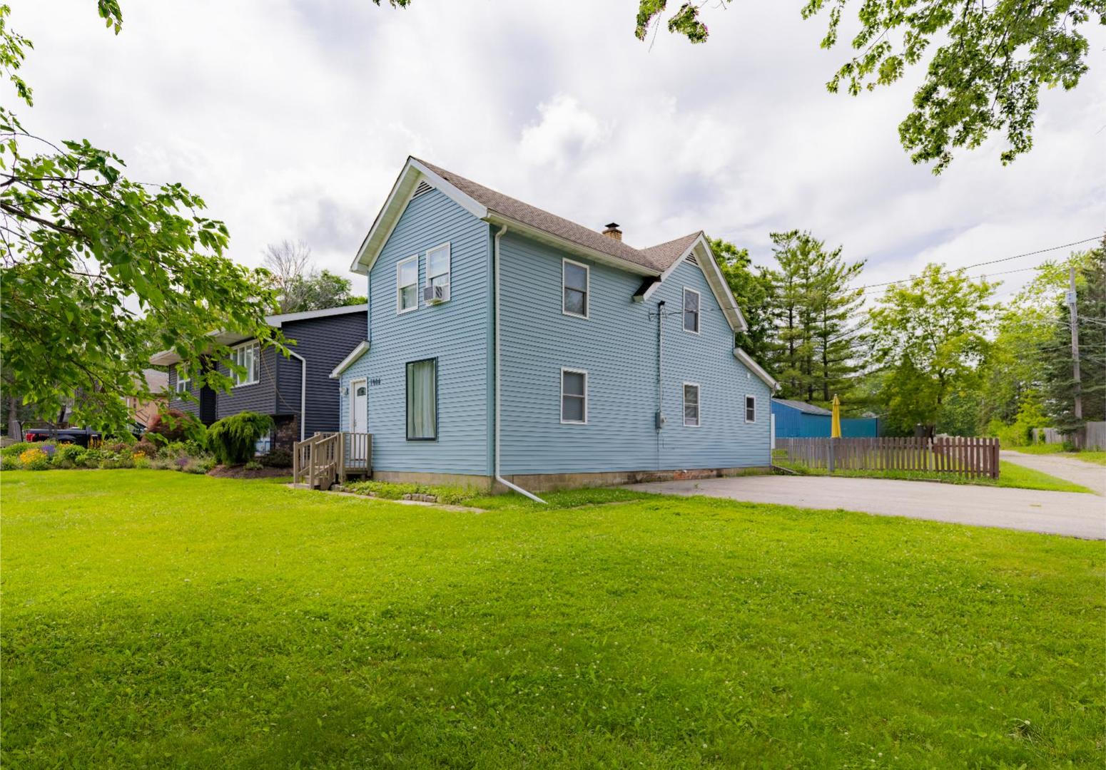 1904 Ezra Avenue Property Photo 3