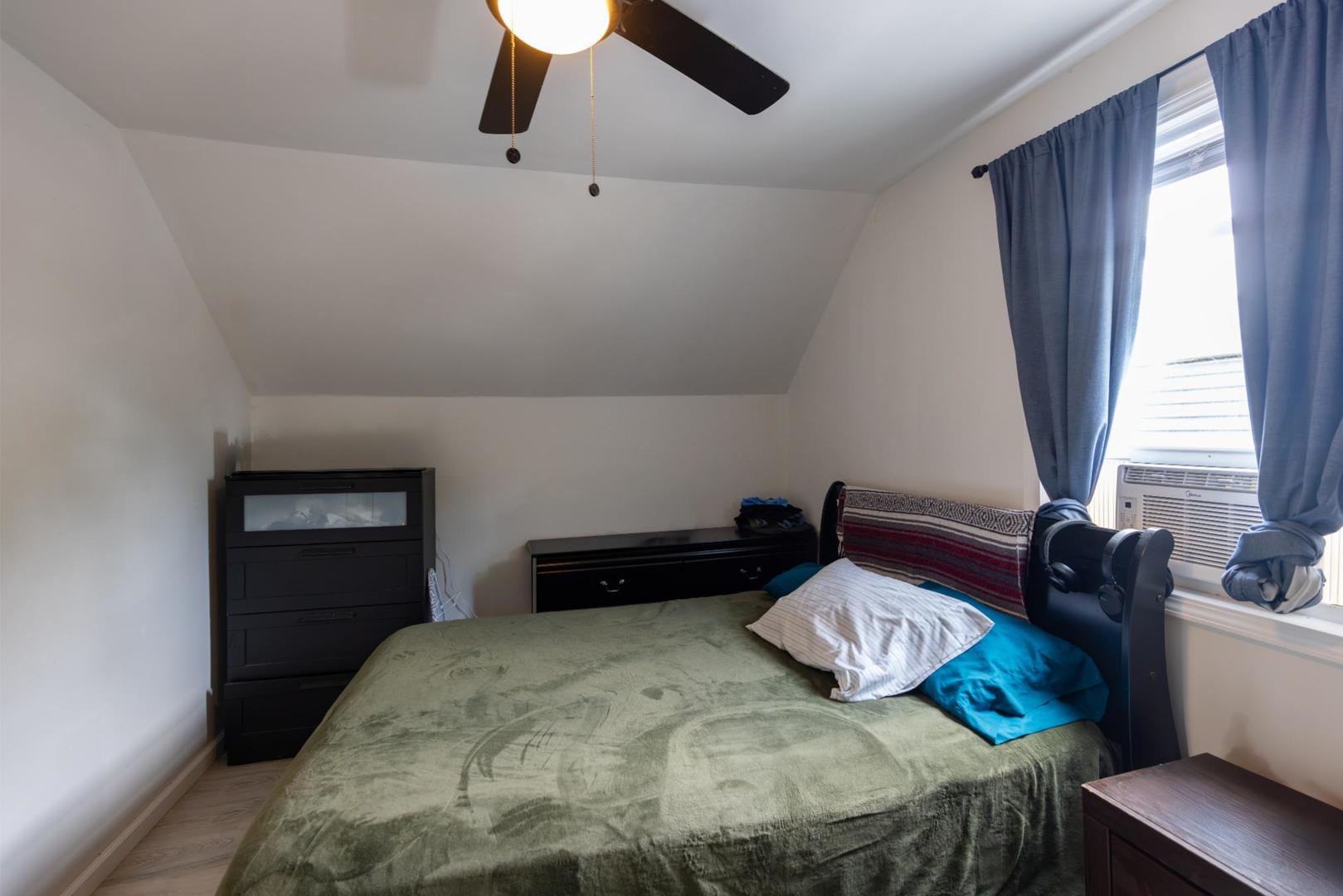 1904 Ezra Avenue Property Photo 4