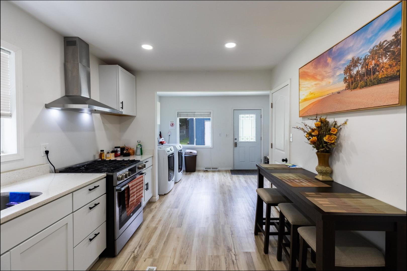 1904 Ezra Avenue Property Photo 10
