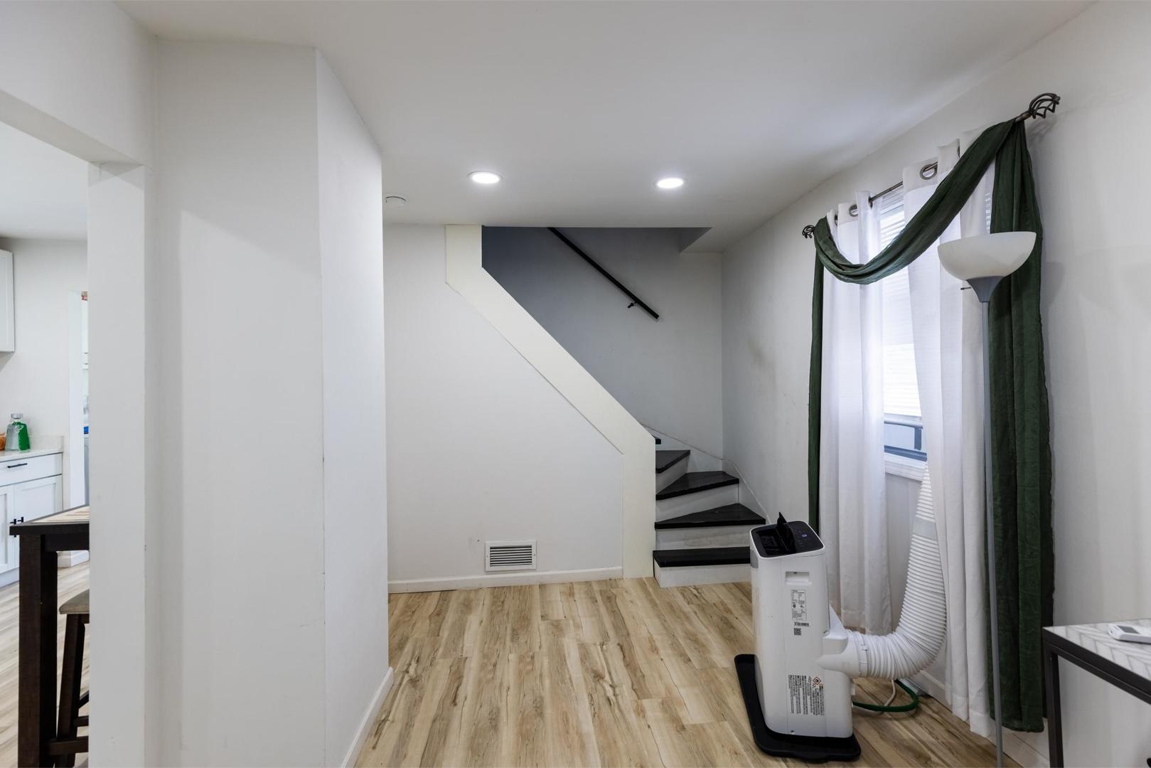 1904 Ezra Avenue Property Photo 13